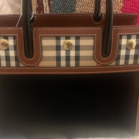 Small Burberry Title Bag. Crossbody and Handle Bag - Picture 3 of 16